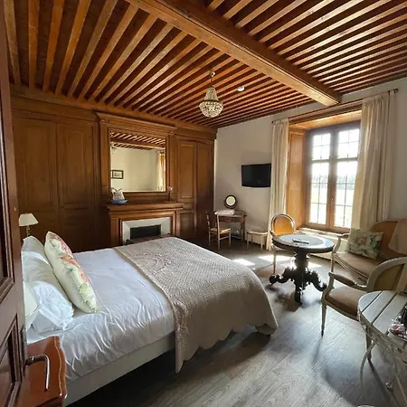 Manoir Du Grail Devesset
