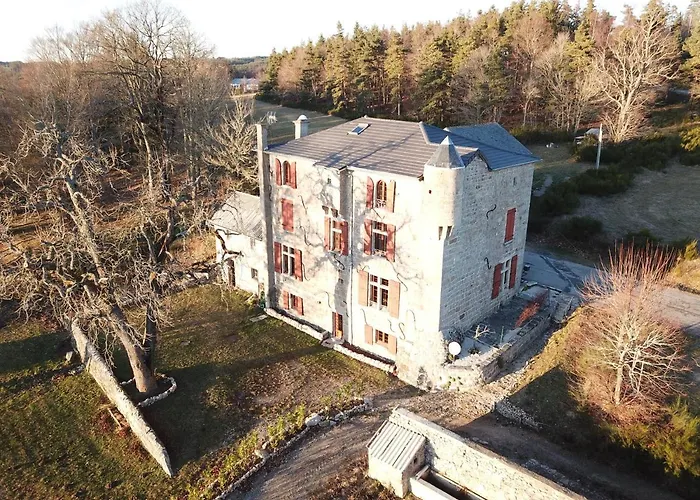 Manoir Du Grail Hotel *